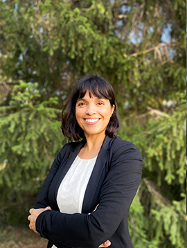 Marta Grande La Granja Insulators